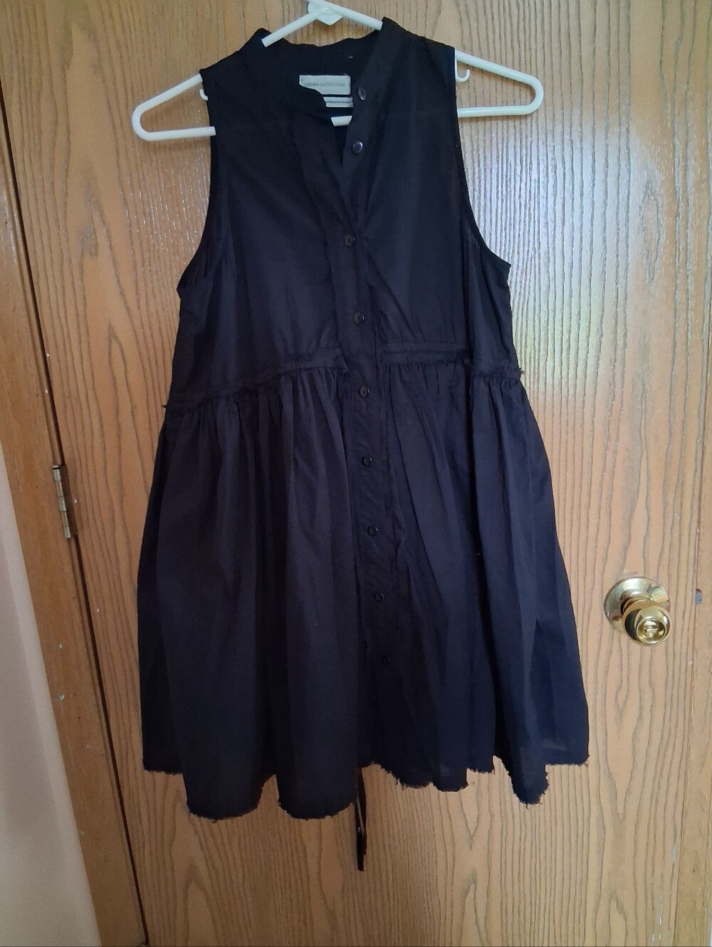 Urban Outfitters Black Sleeveless Button-Front Women's Dress